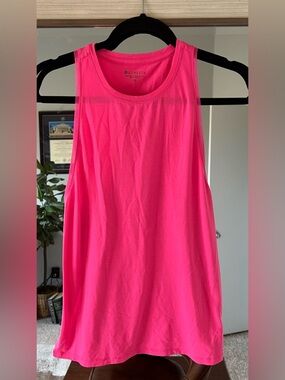 Athleta women's activewear tank top Hot Pink size Extra Small single split side